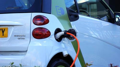 Smart laddning av företagsbilen